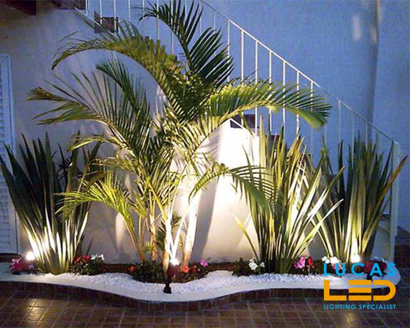 Outdoor LED Spike light- full fitting- 5W- waterproof IP65-garden- in ground- landscape- patio- FLORI Integro lamp